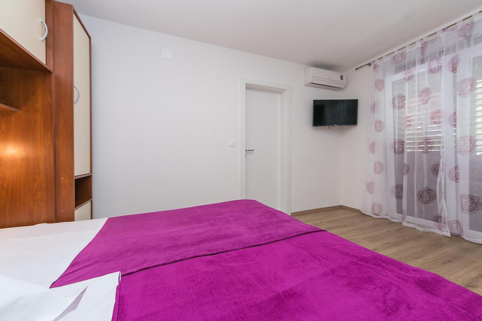 Apartments By The Sea Brela, Makarska - 20778 Værelse billede